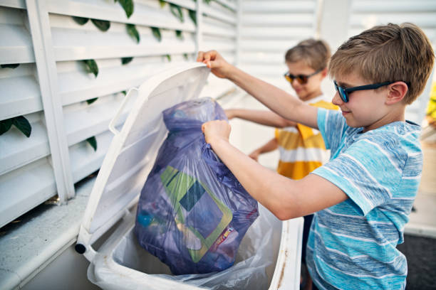 Best Construction Debris Removal  in Pleasanton, TX